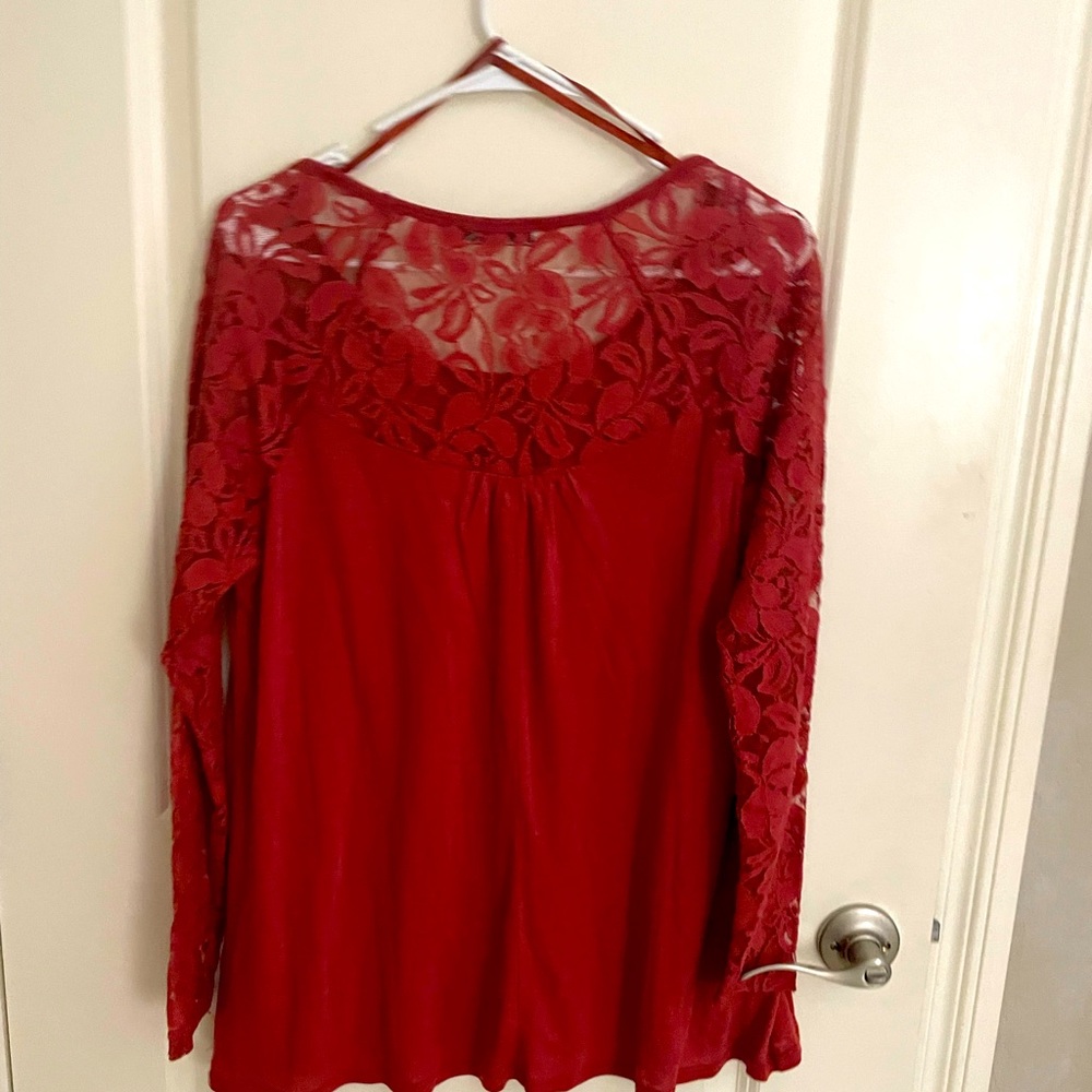 Chloe K Red Lace Sleeve Top - Picture 2 of 3